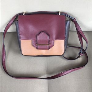 ❤️Reed Multi Colored Crossbody Bag.